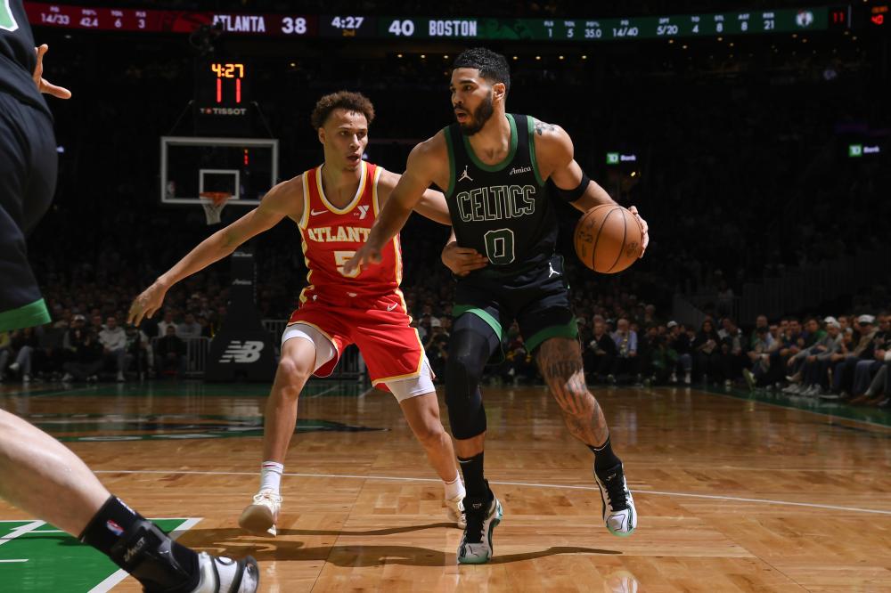 一个顽强的 一个顽强的