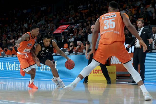 大的执教经 大的执教经